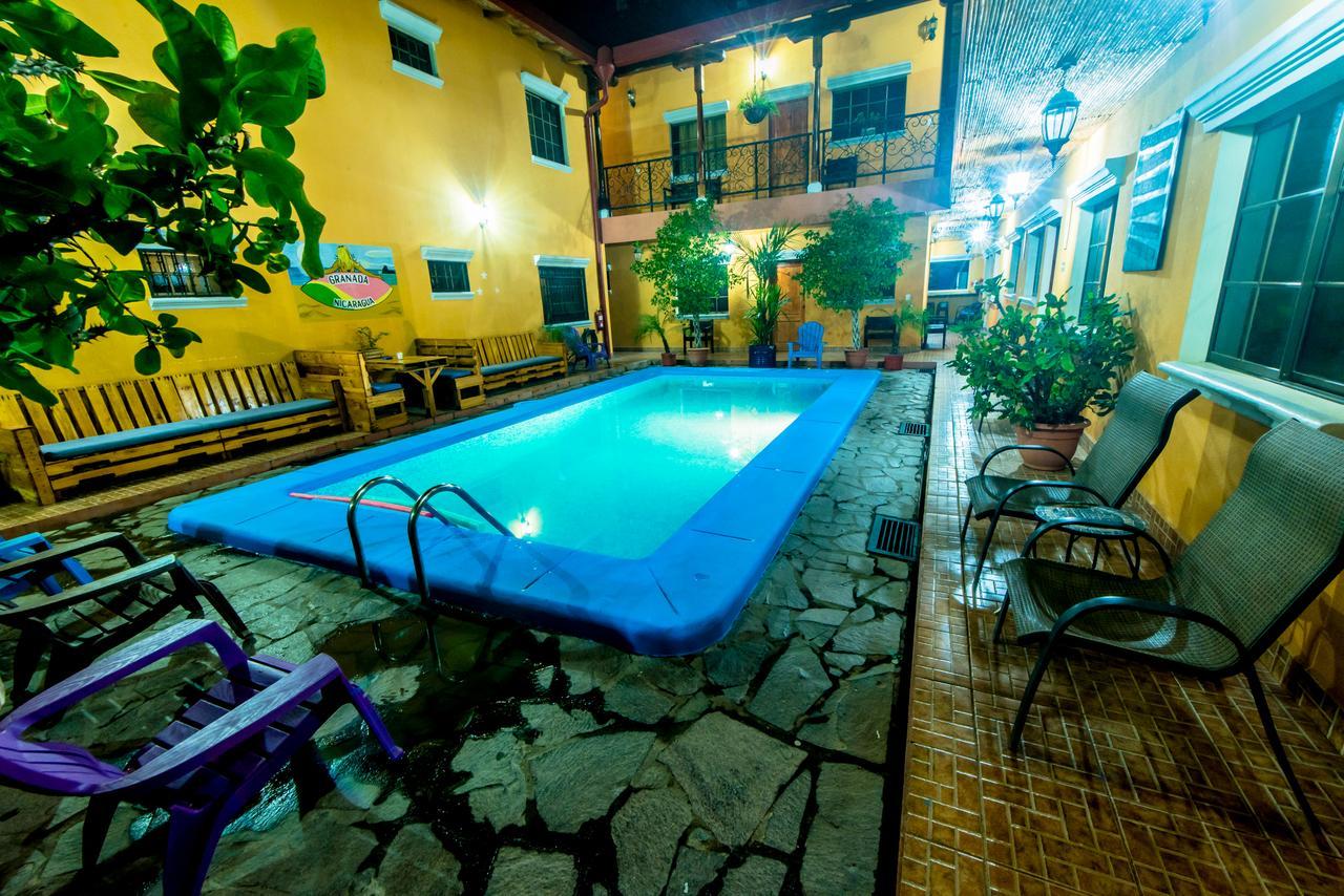 Fullmoon Hotel Granada Luaran gambar