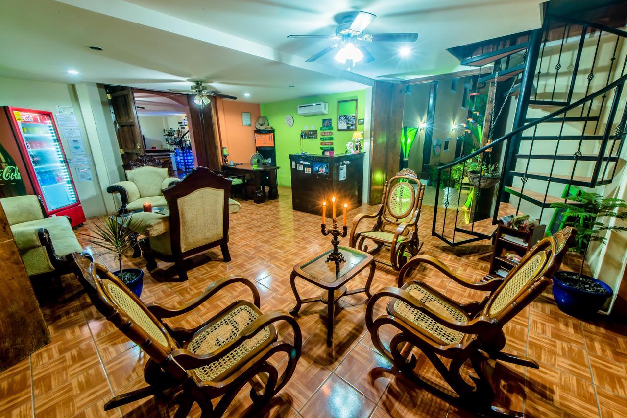 Fullmoon Hotel Granada Luaran gambar