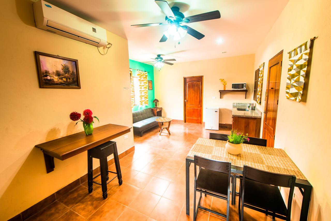 Fullmoon Hotel Granada Bilik gambar