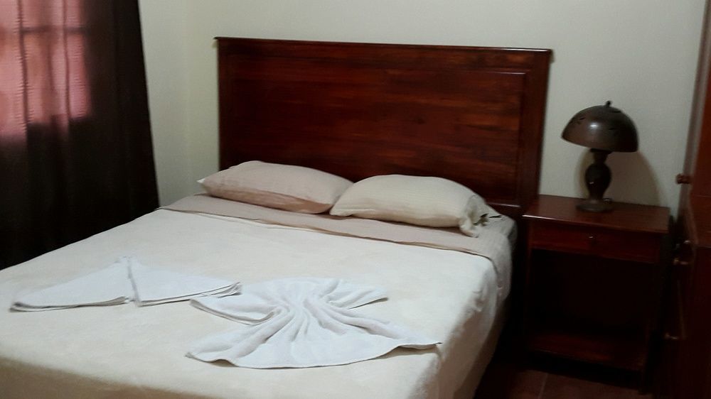 Fullmoon Hotel Granada Luaran gambar